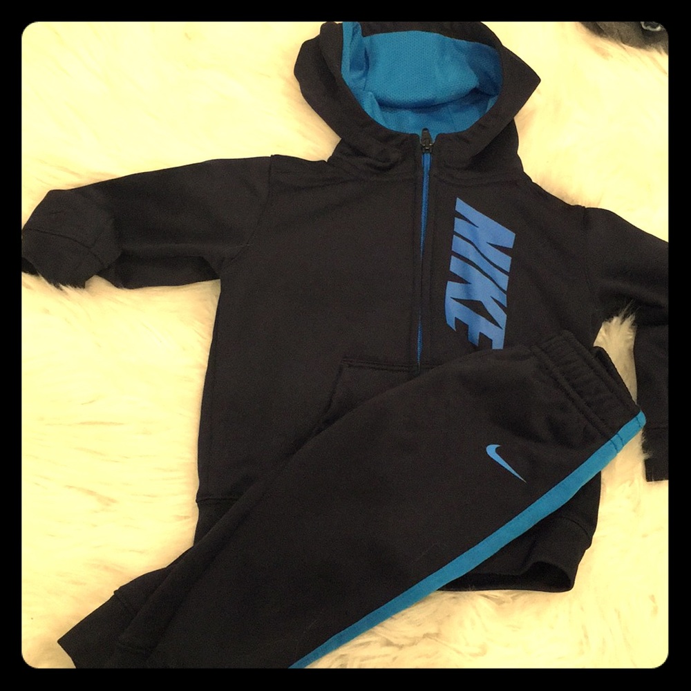 Nike Sweatsuit